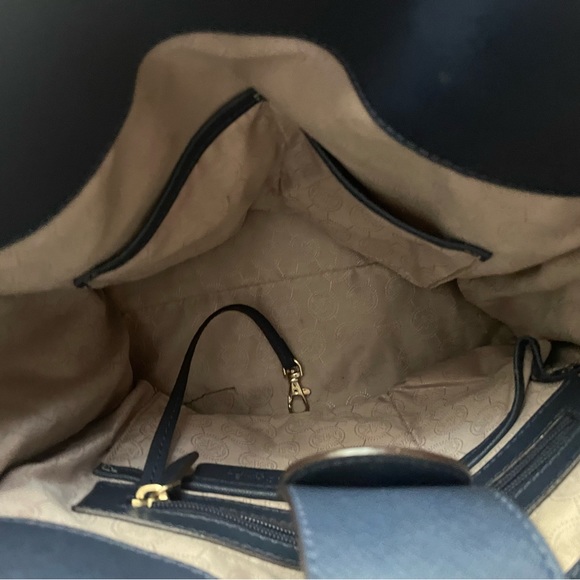 Michael Kors Navy Tote - Picture 3 of 3